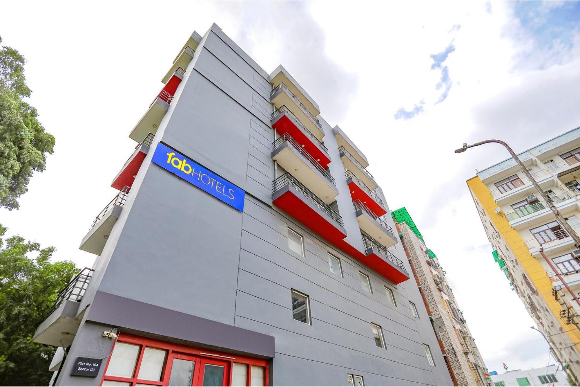 ホテル Oyo タウンハウス 333 セクター 121 ノイダ Indirapuram エクステリア 写真